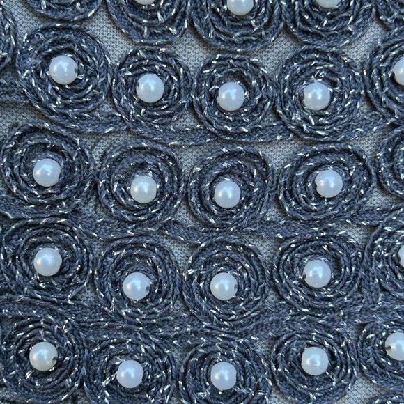 Pearl Motif Top Gray XL - Picture 6 of 7